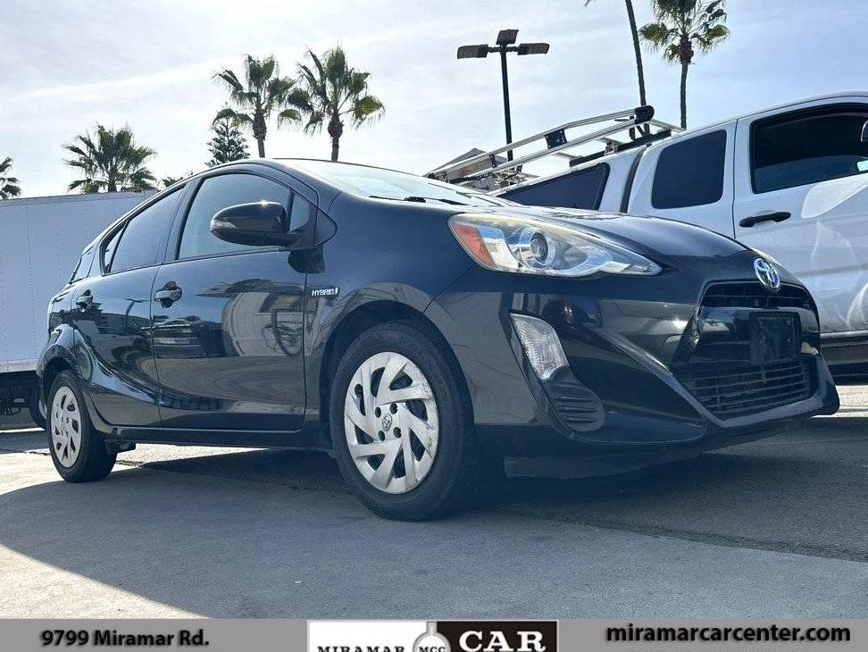 TOYOTA PRIUS C 2016 JTDKDTB32G1121123 image